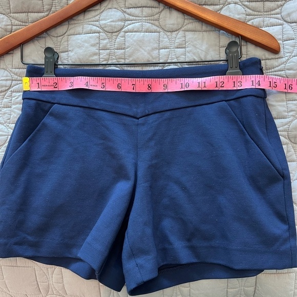 Lilly Pulitzer Short - Picture 9 of 15